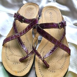 ECCO WOMEN SANDALS SIZE 40